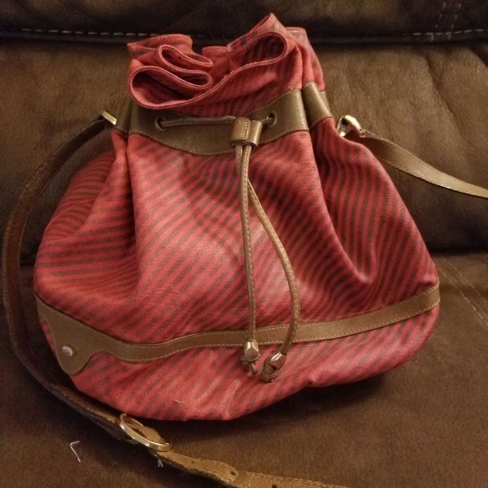 RARE VINTAGE AUTHENTIC GUCCI Crossbody bag